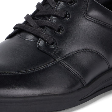 Detail view (close-up) of Youth Mens Troiko Lace Leather Black