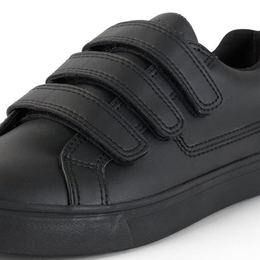 Detail view (close-up) of Youth Unisex Tovni Trip Leather Alternative Black