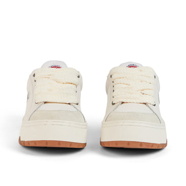 Front view of Adult Unisex 70 Lo Trainers Leather White