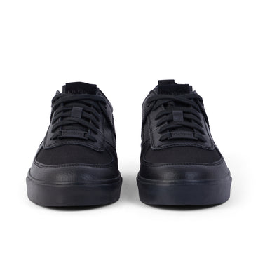 Front view of Youth Unisex Tovni Lo Mix Mesh Leather Black